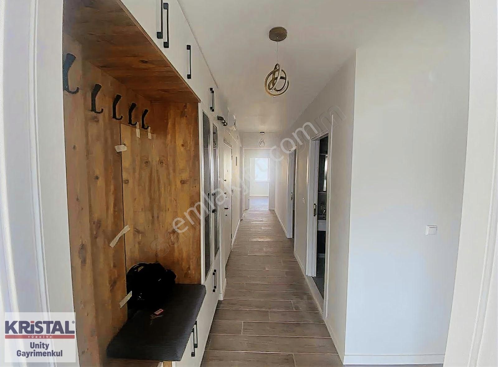 Çamlıca'da Ulaşım Güzergahlarına Çok Yakın, Sıfır, 3+1 Satılık - Görsel 11