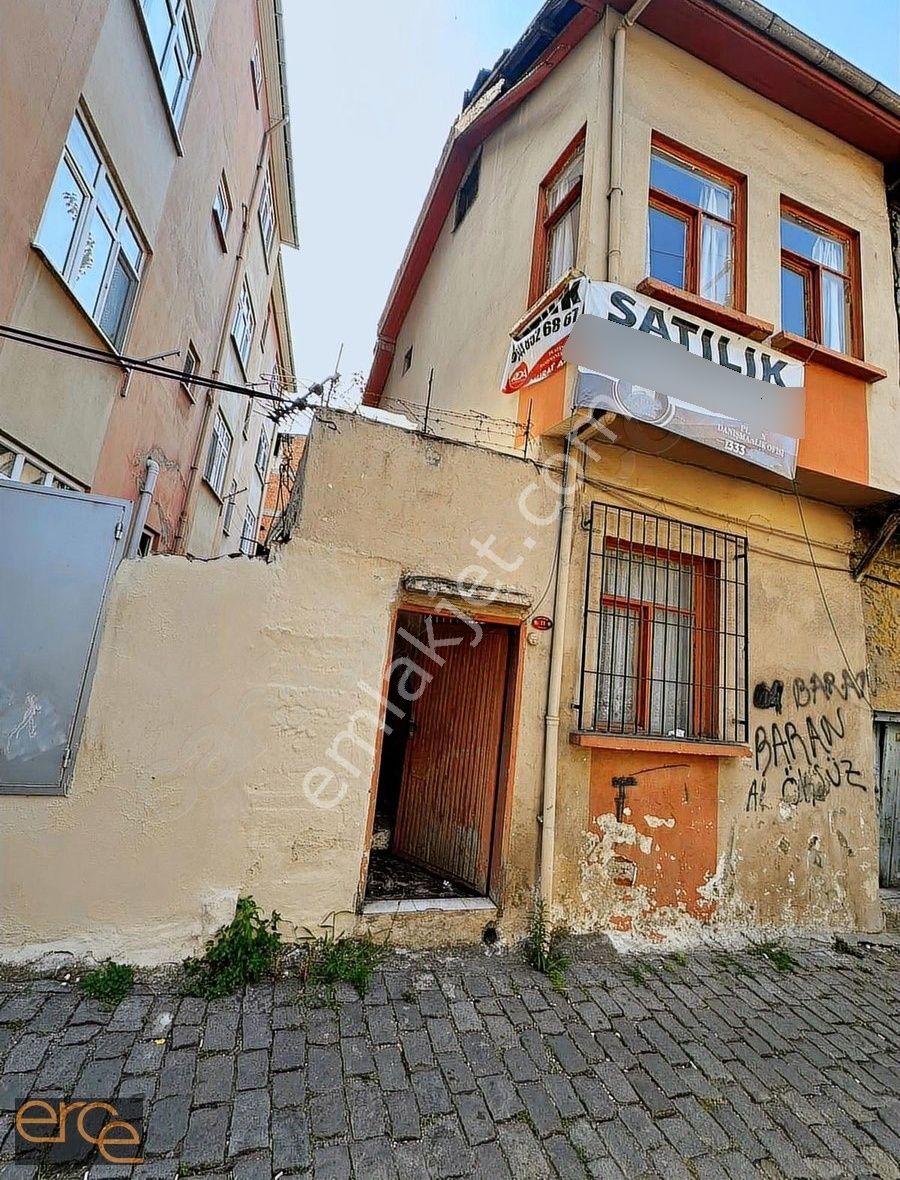 Esentepe Mahallesinde Fırsat Bahçeli Ev - Görsel 18