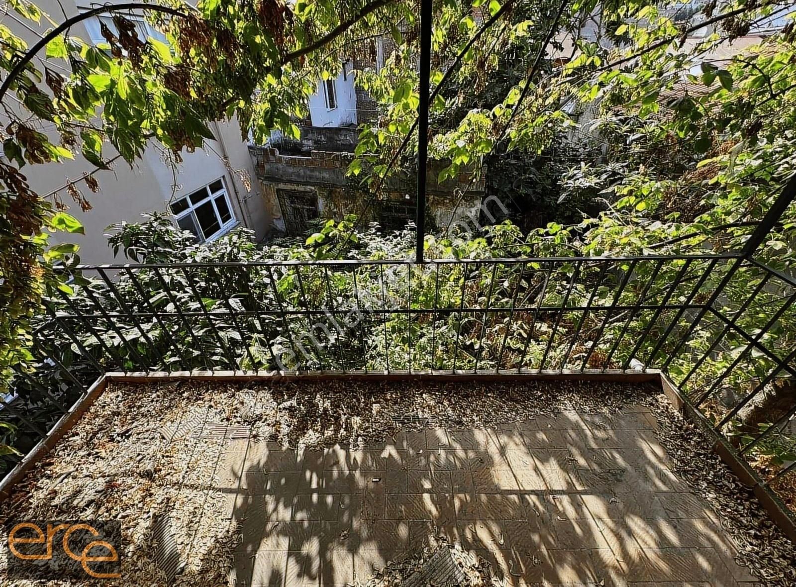 Esentepe Mahallesinde Fırsat Bahçeli Ev - Görsel 17