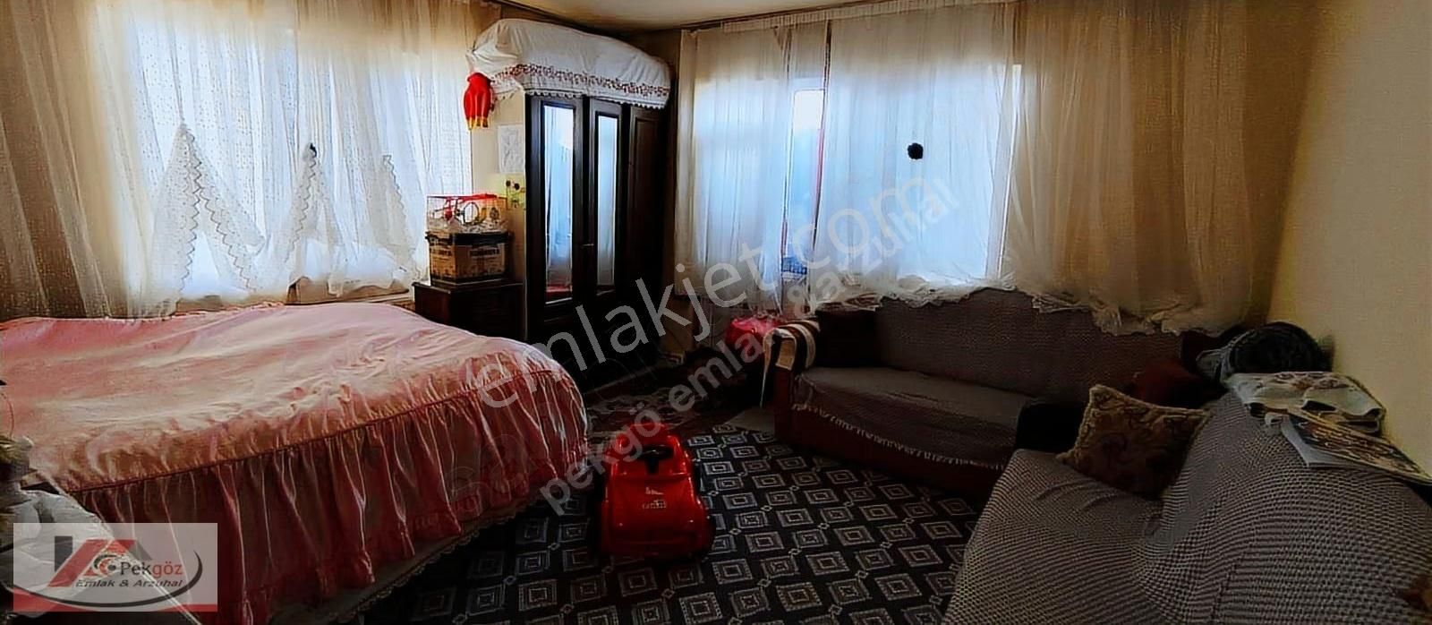 Betonarme Garajlı Bahçeli Müstakil Ev - Görsel 25