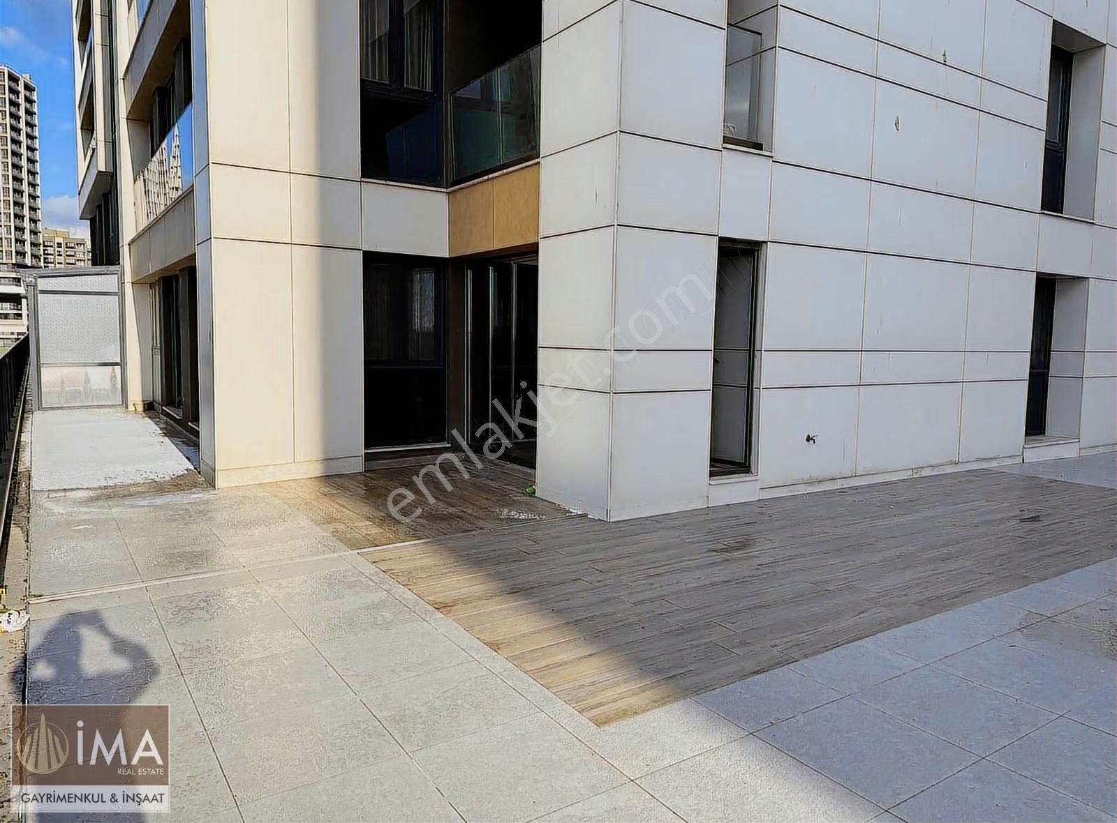 İma'dan 3.istanbul Hasbahçe Evlerinde Teraslı Satılık 3+1 Daire