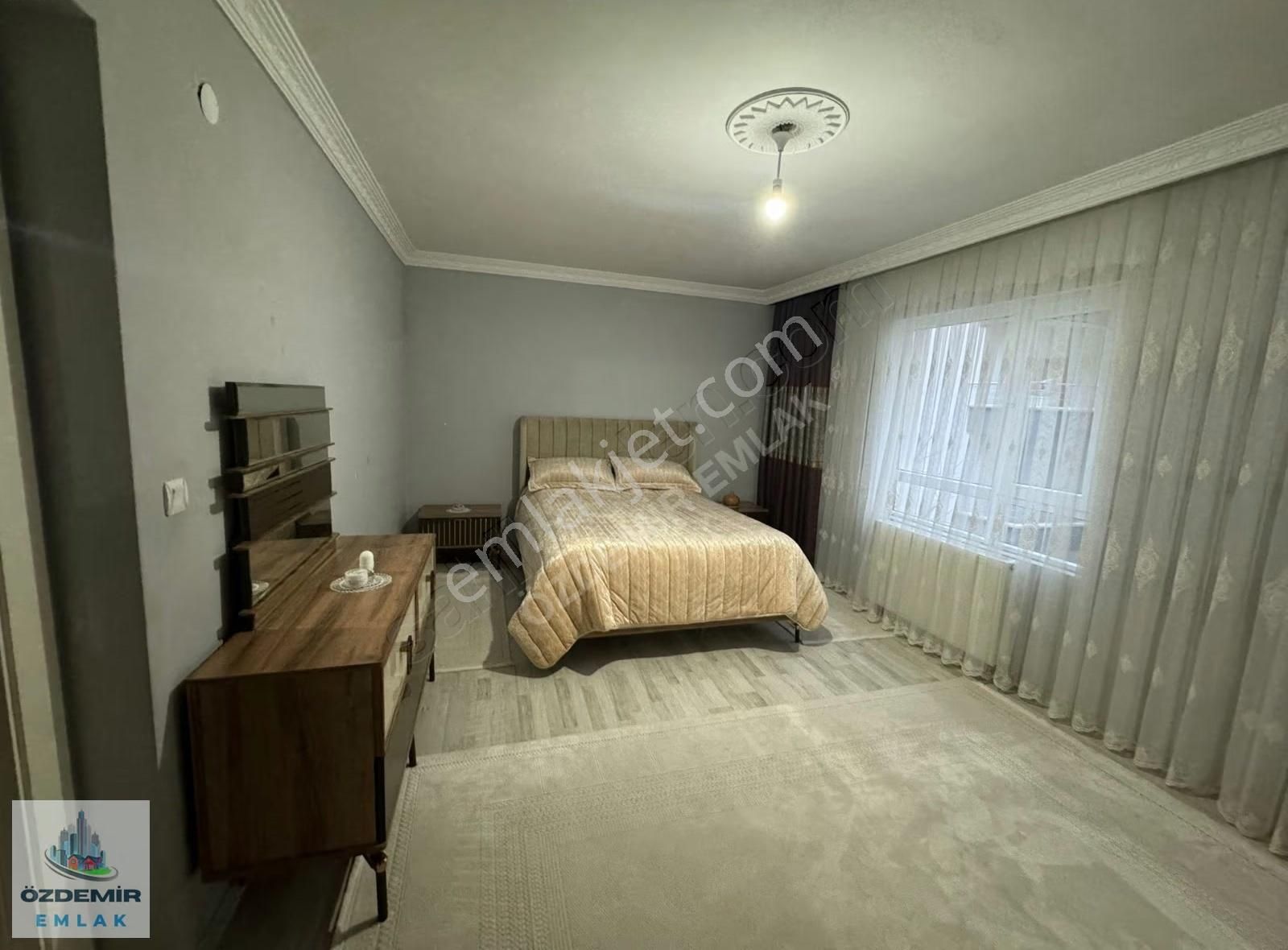 Özdemir Emlak'tan Güney Cephe Ara Katta Cadde Okul Dibinde 3+1!! - Görsel 27