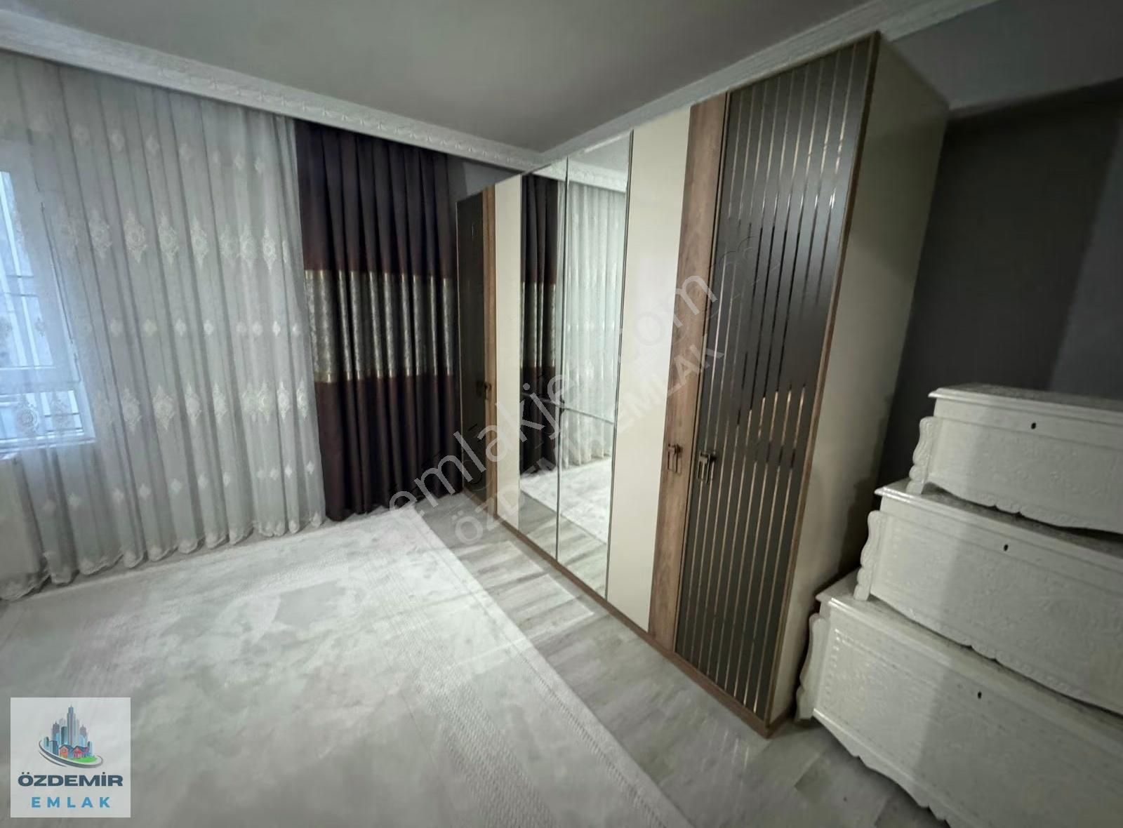 Özdemir Emlak'tan Güney Cephe Ara Katta Cadde Okul Dibinde 3+1!! - Görsel 16