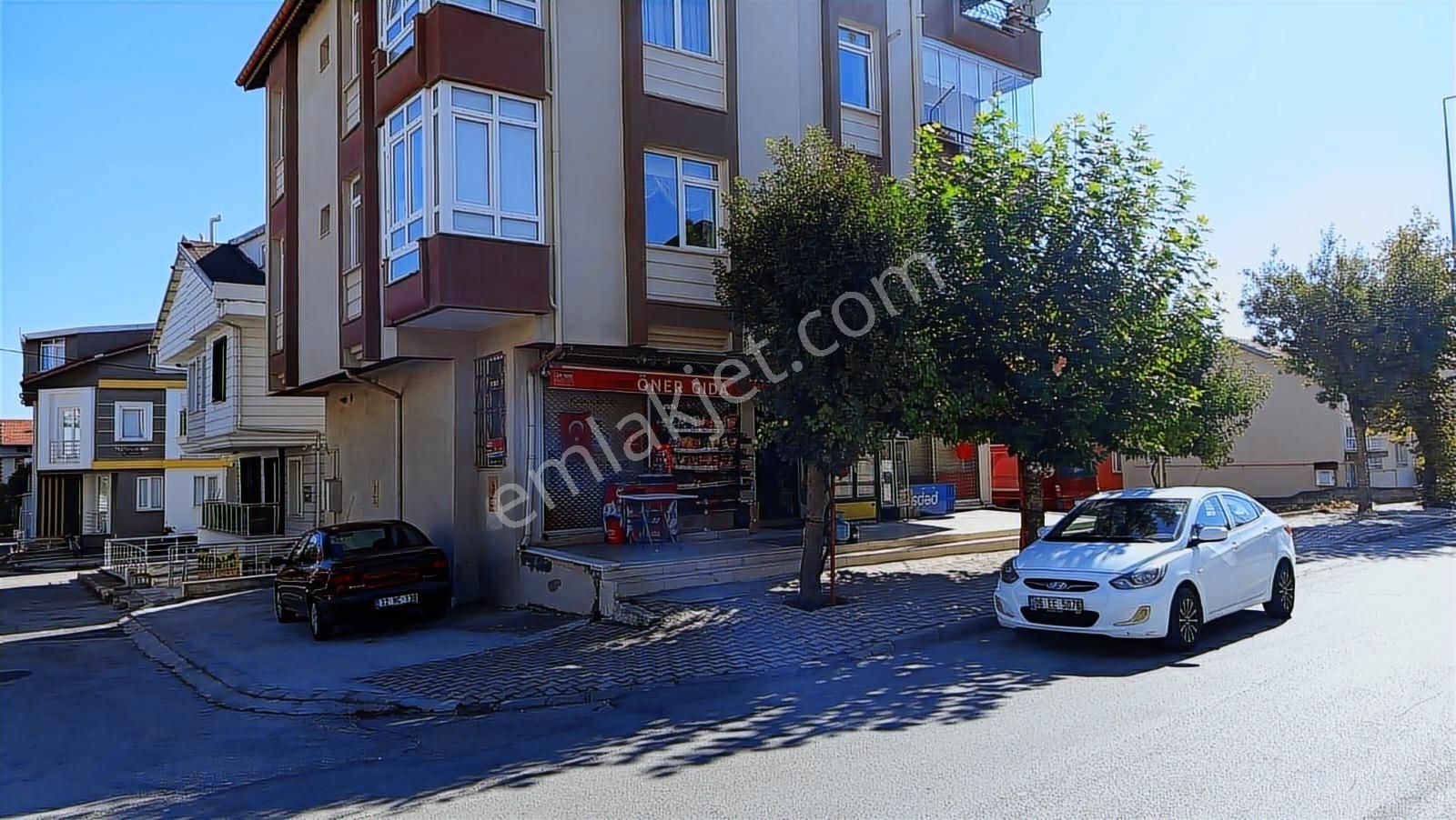 İşlek Cadde Üzeri Satılık 104m2 Dükkan+104m2 Deposu - Görsel 33