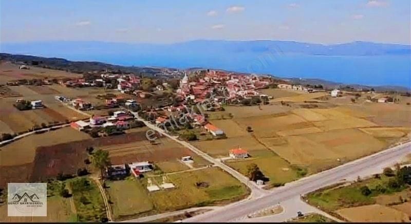 Güney'den İznik Derbent Köyü Göl Manzaralı İmarlı 1044 M2 Arsa