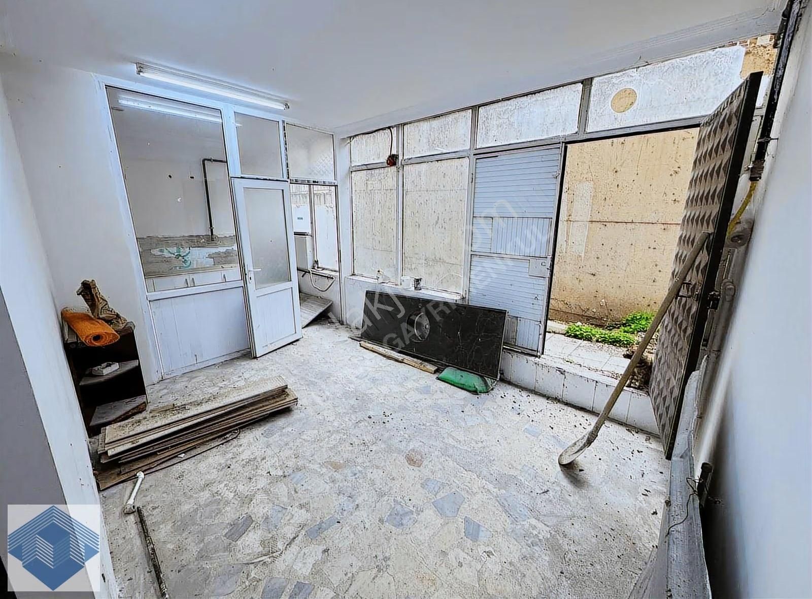 Kadıköy Hasanpaşa'da Gazhane'nin Yanında Satılık 320 M2 Dükkan - Görsel 2