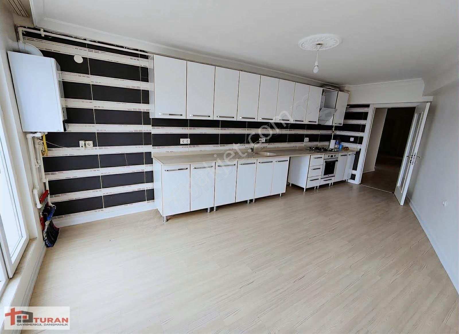 Cadde Üzeri Emsal Değeri Yüksek 4+1 Yapılı Geniş Daire*** - Görsel 22