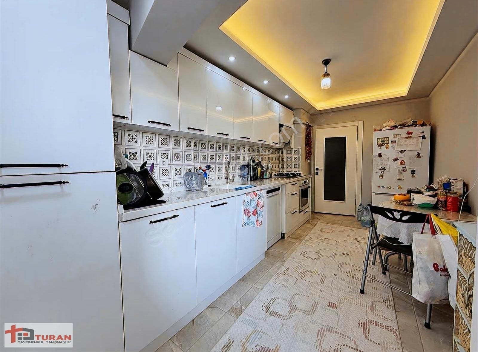 Selim Caddesinde Full Yapılı 3,5+1 Ebeveyn Banyolu Fırsat Dublex