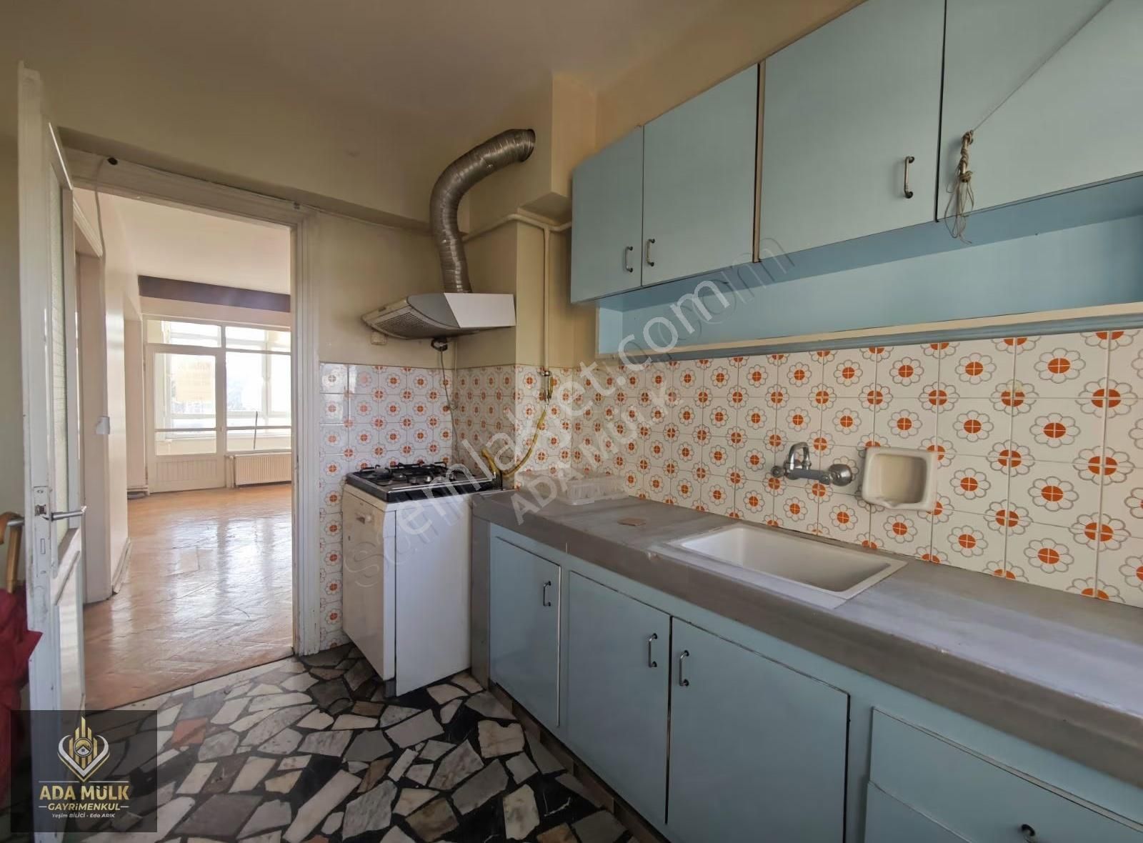 Çark Caddesi Başında, Toplu Taşımaya Sıfır 3+1 Kiralık Daire - Görsel 27