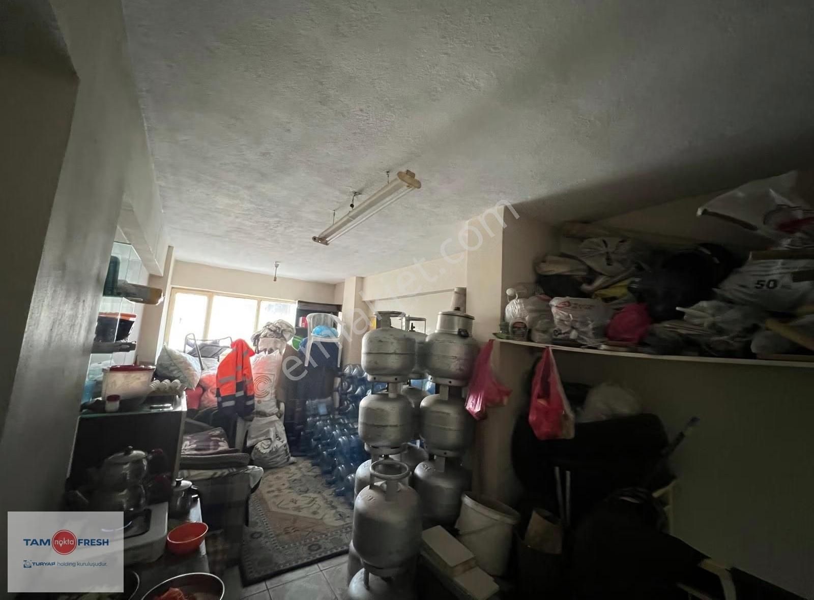 Konak Zafertepe Mah. Devren Kiralik Su&tüp Bayii - Görsel 12