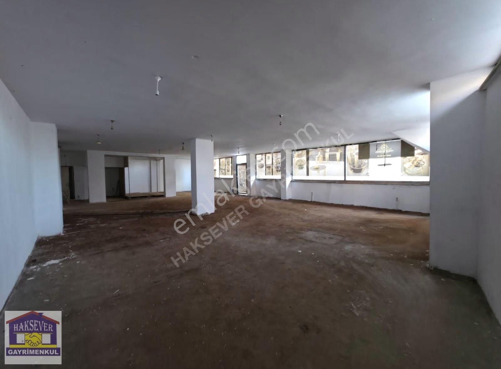 Haksever'den 300m2 Kiralık Dükkan Ana Cadde'de Yunusemre Mah - Görsel 16