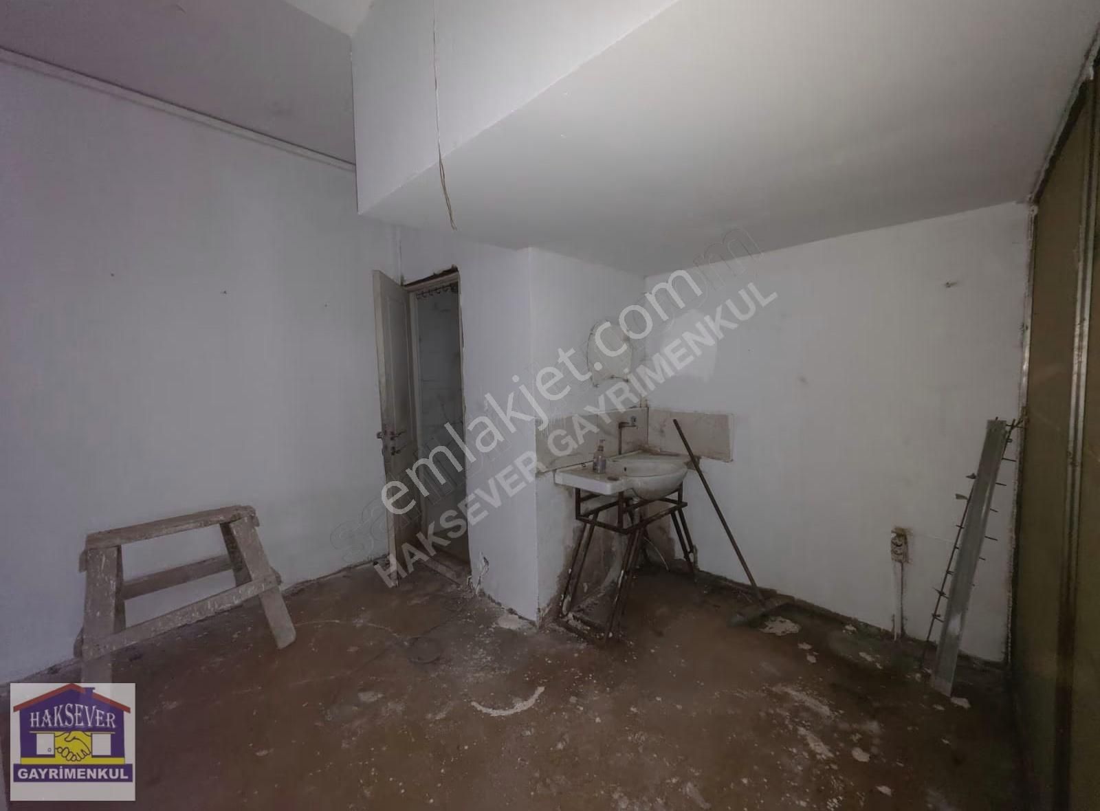 Haksever'den 300m2 Kiralık Dükkan Ana Cadde'de Yunusemre Mah - Görsel 27