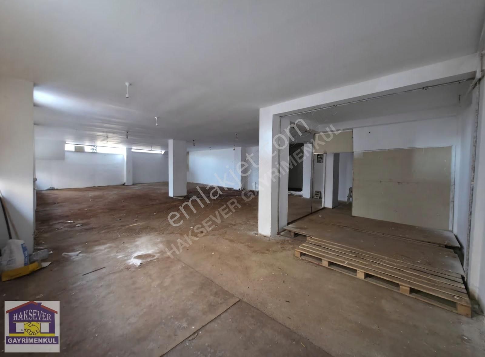 Haksever'den 300m2 Kiralık Dükkan Ana Cadde'de Yunusemre Mah - Görsel 35