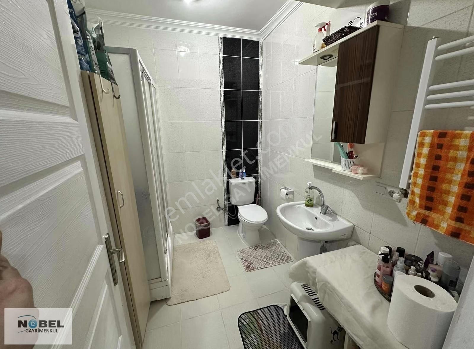 Nevçarşıya 200 Metre Genç Bina 1+1 Üsküdar - Görsel 9