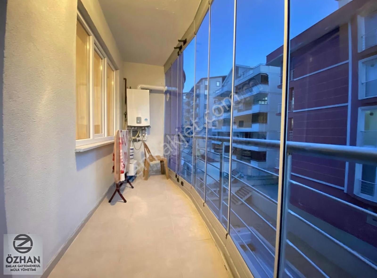 Özhan Emlaktan Arakat Cam Balkonlu,eşyalı Kiracılı 2+1 Daire - Görsel 5