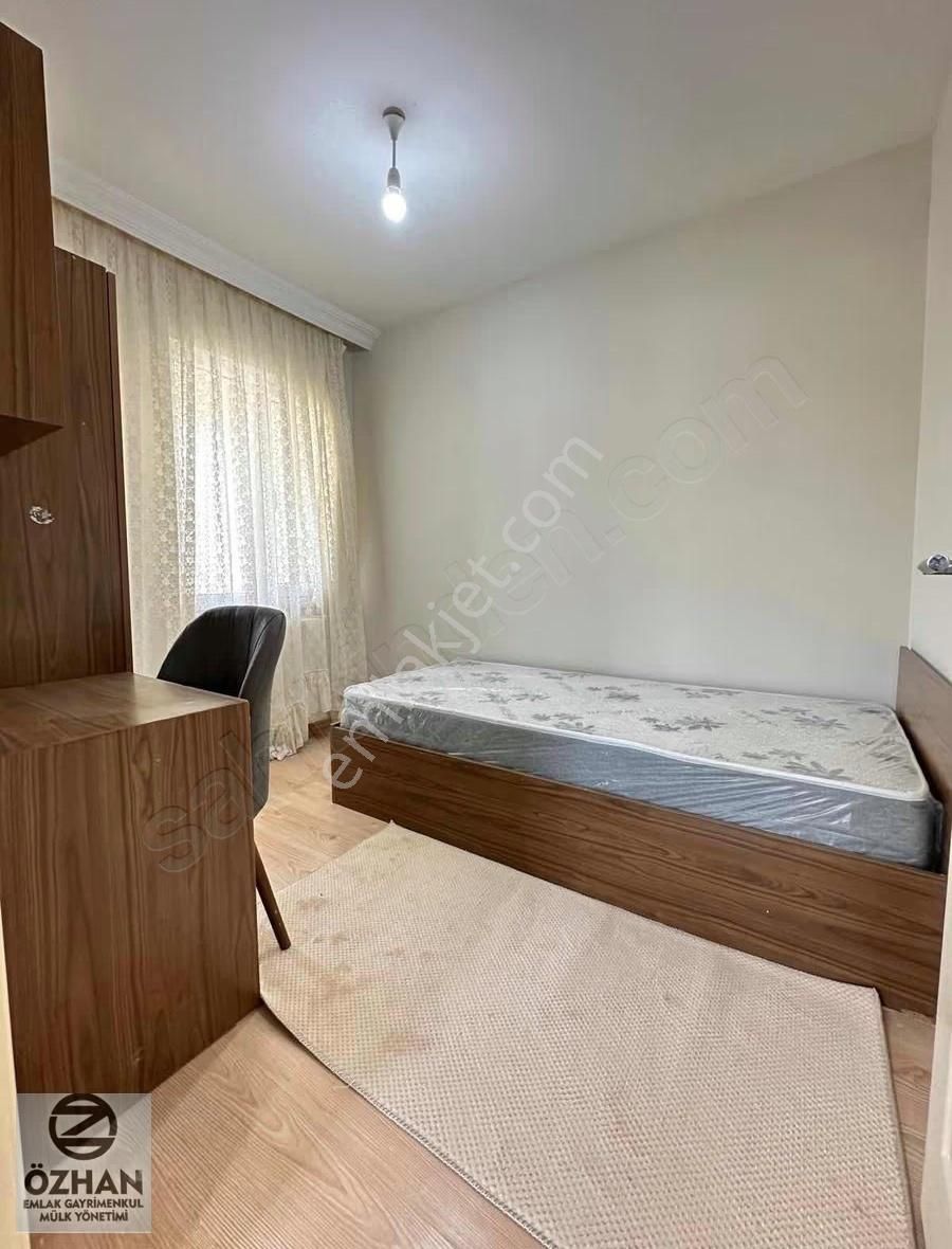 Özhan Emlaktan Arakat 2+1 Full Eşyalı Yeni Boyalı Kiralık Daire - Görsel 4