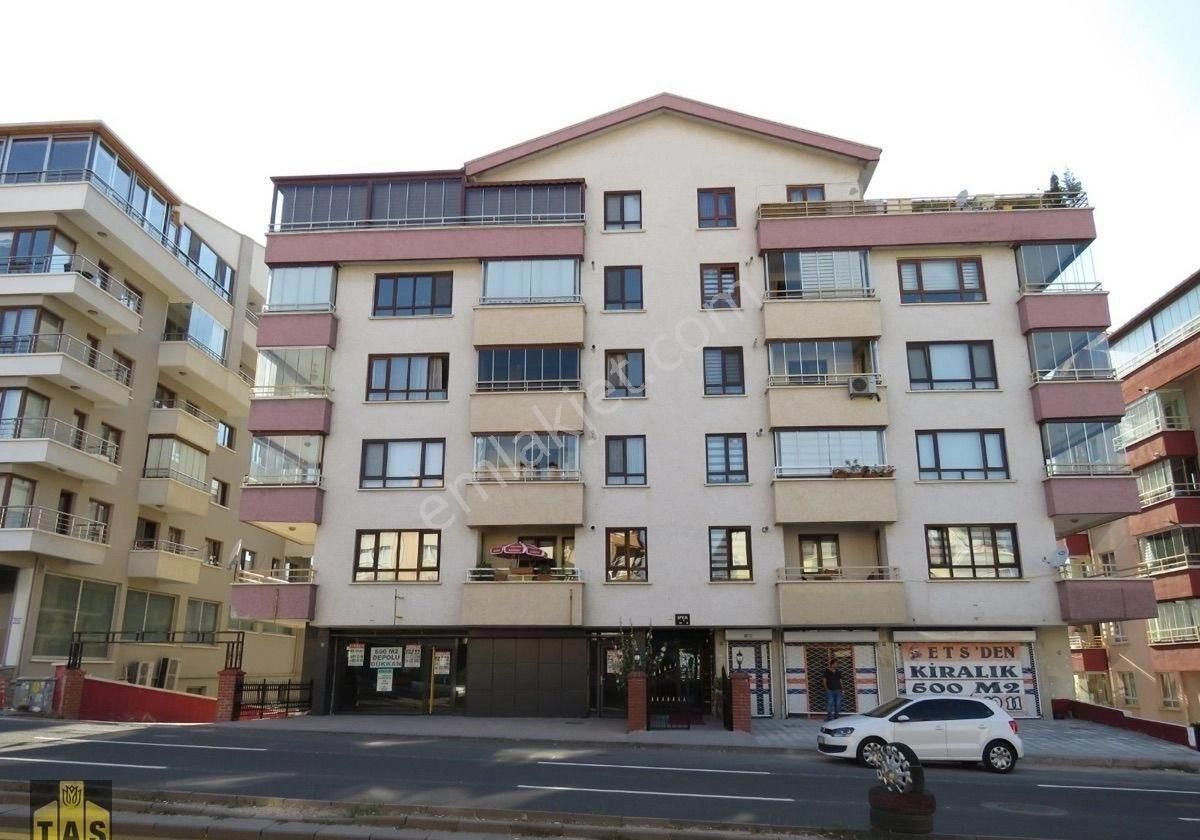 Cevizlidere Caddesi Üzerinde 5+1 360 M2 Satılık Dubleks - Görsel 2