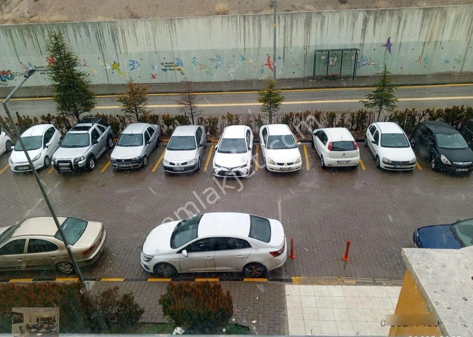 Yapracıkta Turkuvaz Sitesinde Tek Emlaktan Kiralık 2+1 Daire - Görsel 5