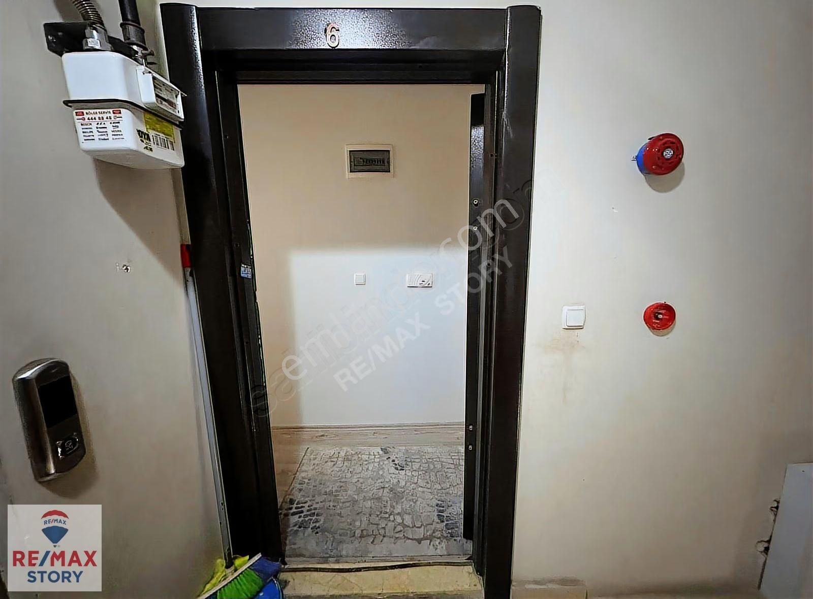 Tuzla Mimar Sinan Mah. Harika Konumda Satılık Ara Kat Daire - Görsel 14