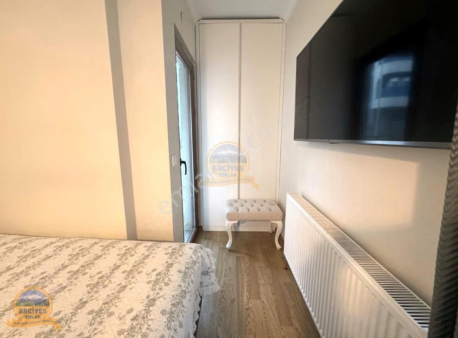 Erciyes'den Kozyatağı'nda Kombili 2+1 Balkonlu 5 Yaşında Binada - Görsel 35