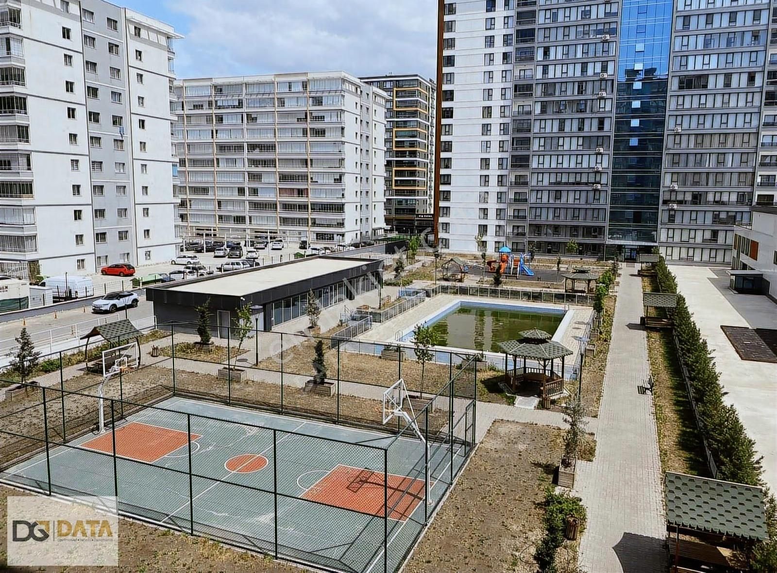 Bosphorus Sitesinde İskanlı Butik Tip 3+1 Satılık Daire - Görsel 35