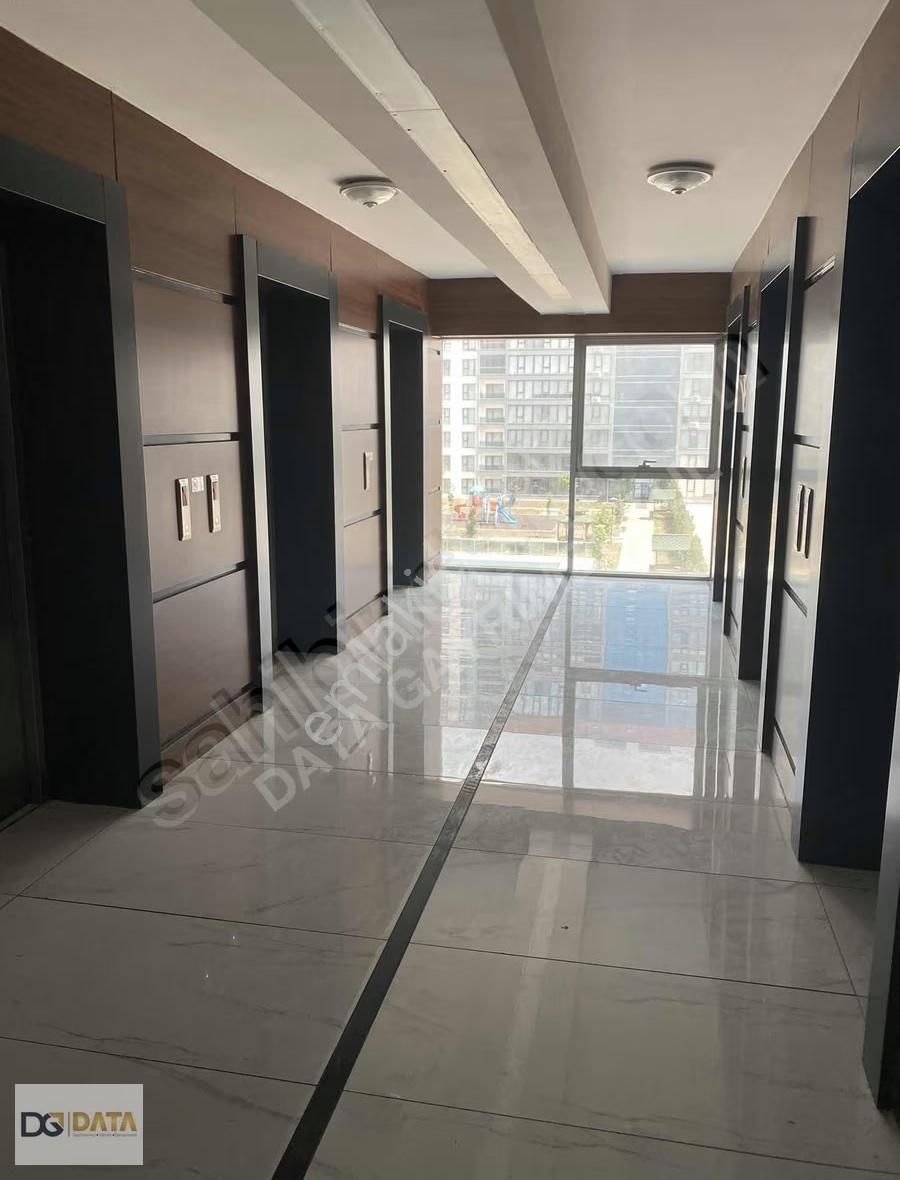 Bosphorus Sitesinde İskanlı Butik Tip 3+1 Satılık Daire - Görsel 17