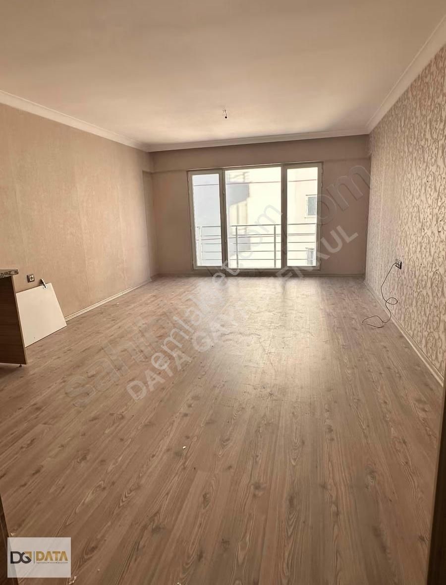 Malazgirt 1071 Caddesi Üzerinde Ebeveyn Banyolu Geniş 2+1 Daire - Görsel 14