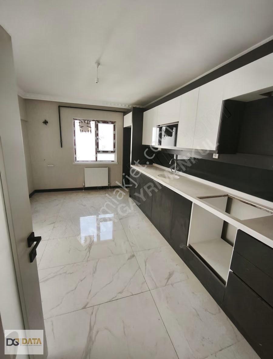 Data'dan Mustafa Kemal Mahallesinde 3+1 Lüks Yapılı Daire - Görsel 15