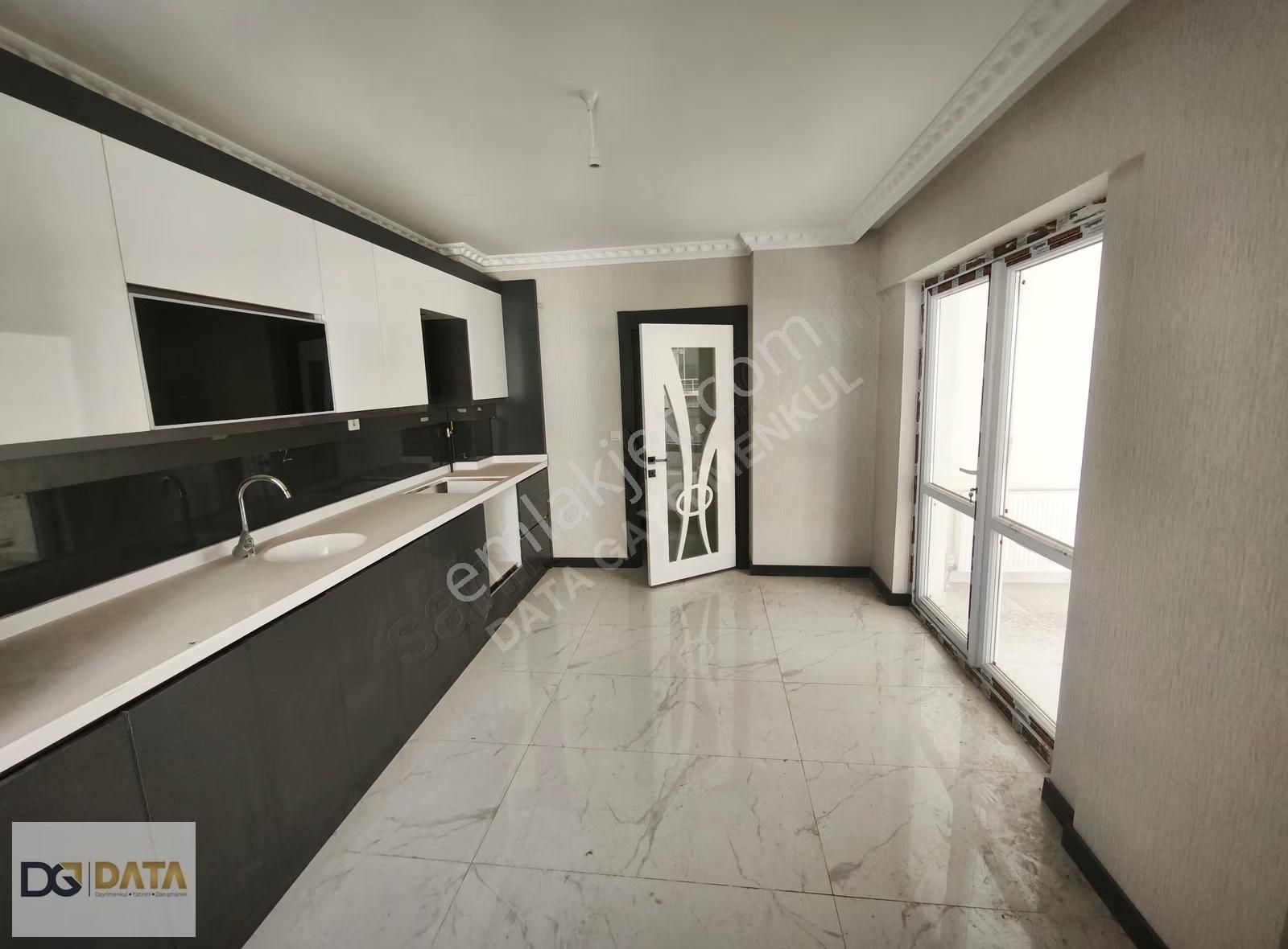 Data'dan Mustafa Kemal Mahallesinde 3+1 Lüks Yapılı Daire - Görsel 10
