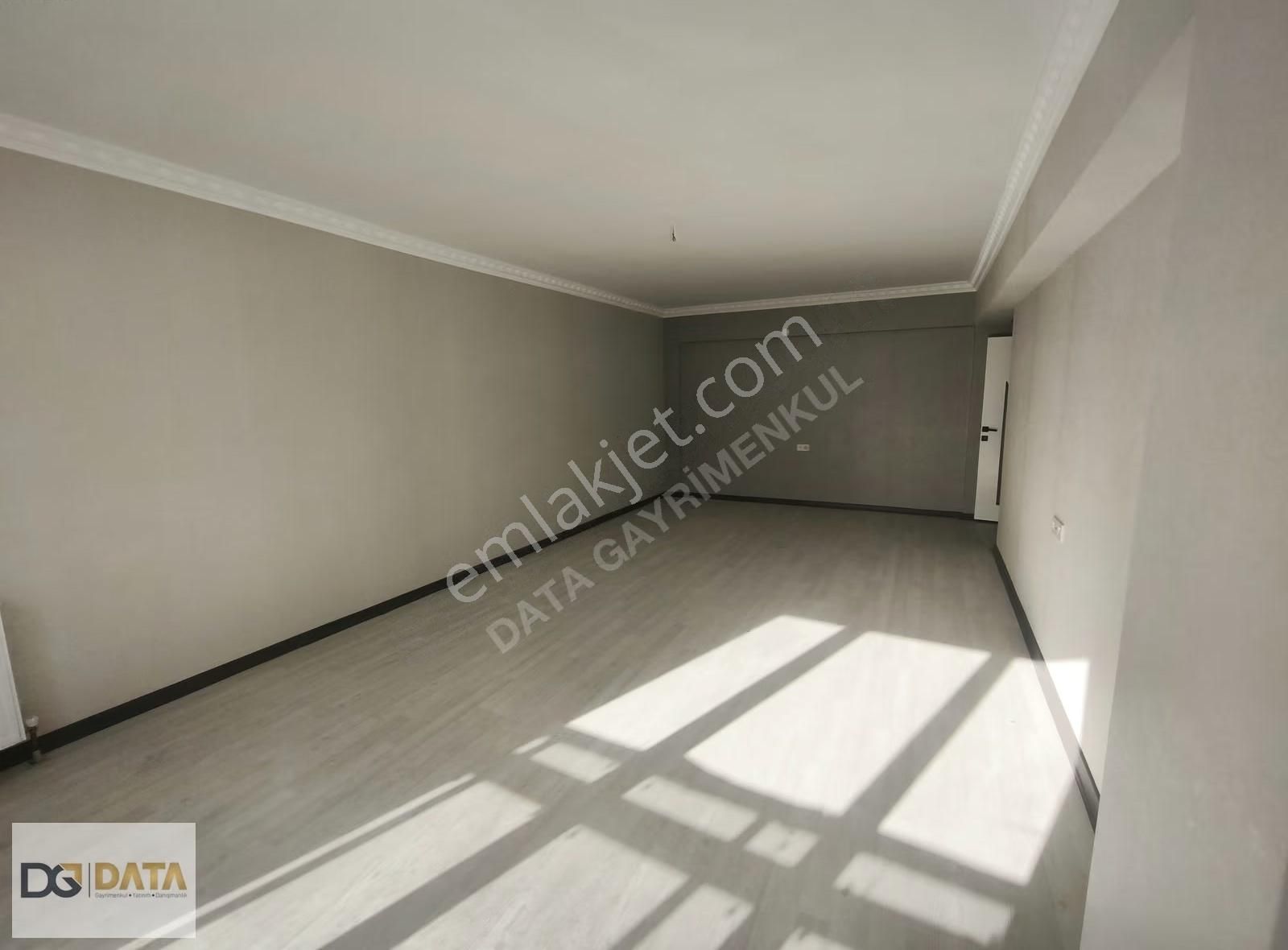 Data'dan Mustafa Kemal Mahallesinde 3+1 Lüks Yapılı Daire - Görsel 4