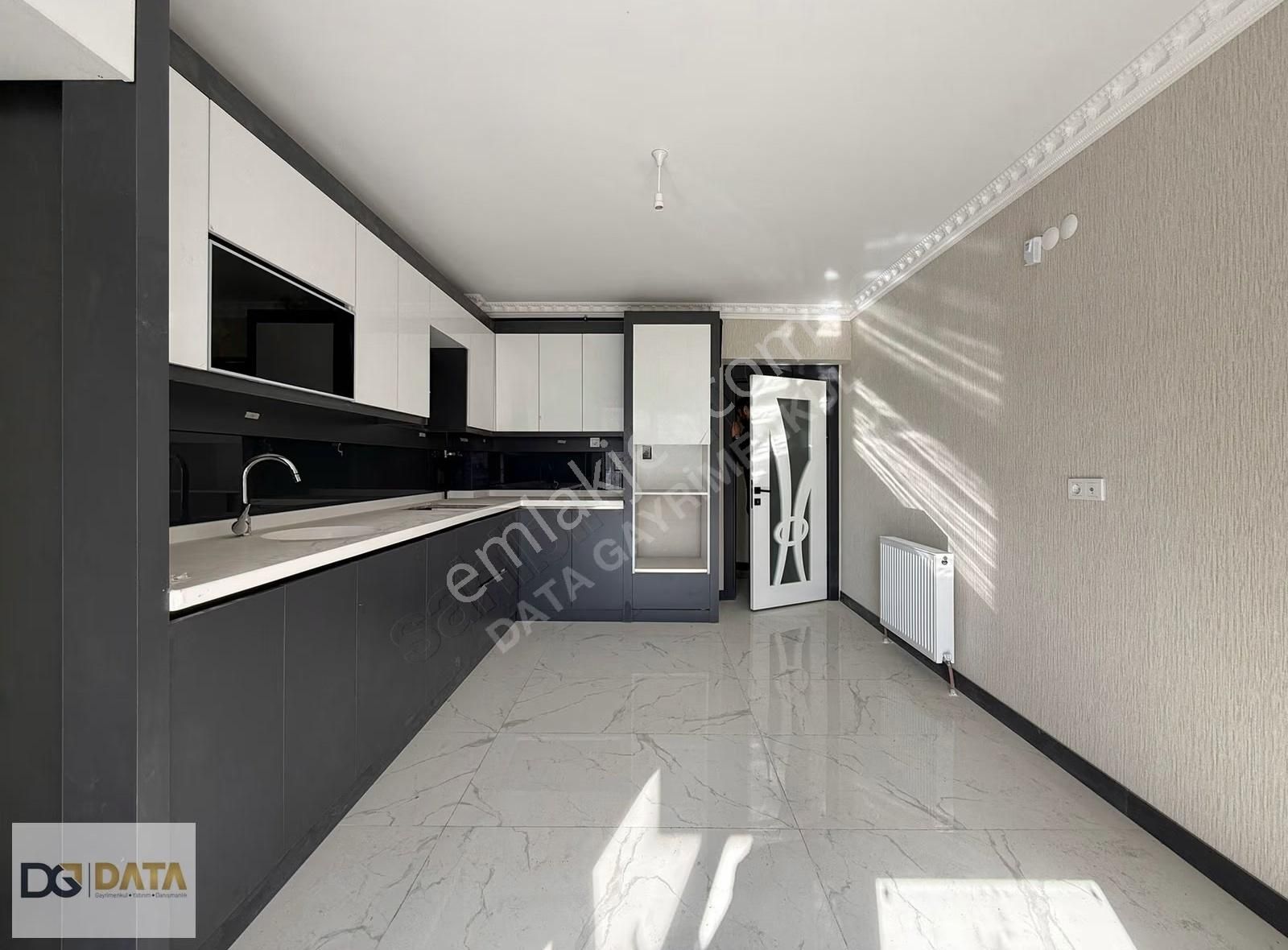 Data'dan Mustafa Kemal Mahallesinde 4+1 Lüks Yapılı Daire - Görsel 7