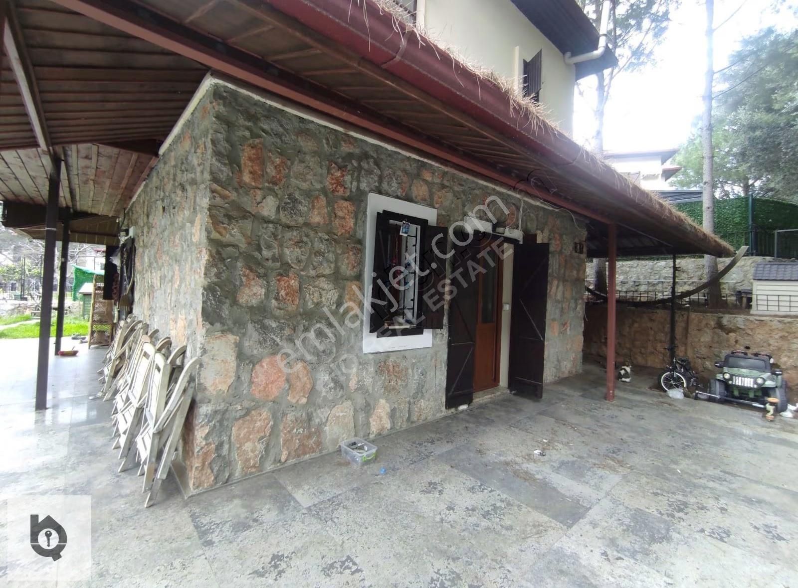 Hq Emlaktan Ovacik Ta Uzun Dönem Kiralik Villa