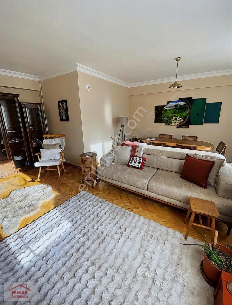 Vişnelik Mah Öğretmenler Cad Kiralık 3+1 Asansörlü Daire - Görsel 3