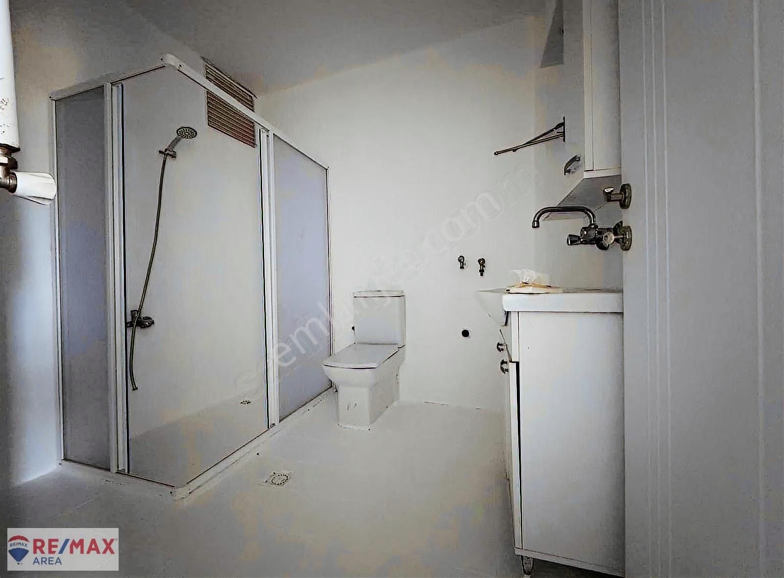 Remax Area Dan Karacabey Emir Sultanda 2+1 Kiralık Daire - Görsel 8