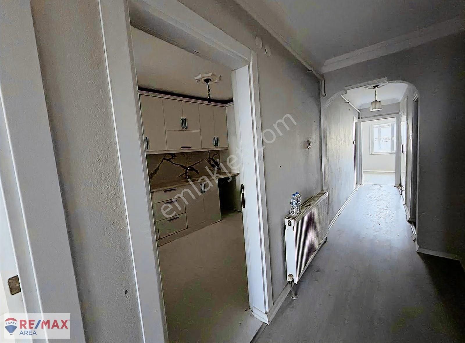 Remax Area Dan Karacabey Emir Sultanda 2+1 Kiralık Daire - Görsel 27