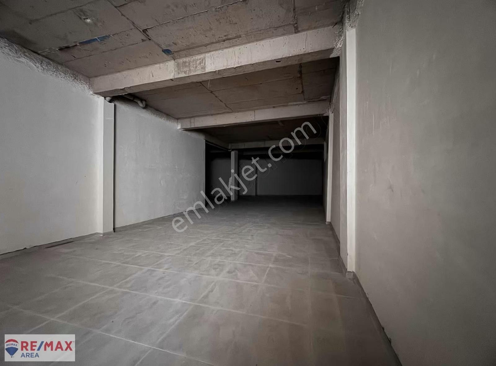 Remax Area Dan Teleferik De Kiralık 569 M2 Köşe Dükkan Depo - Görsel 18