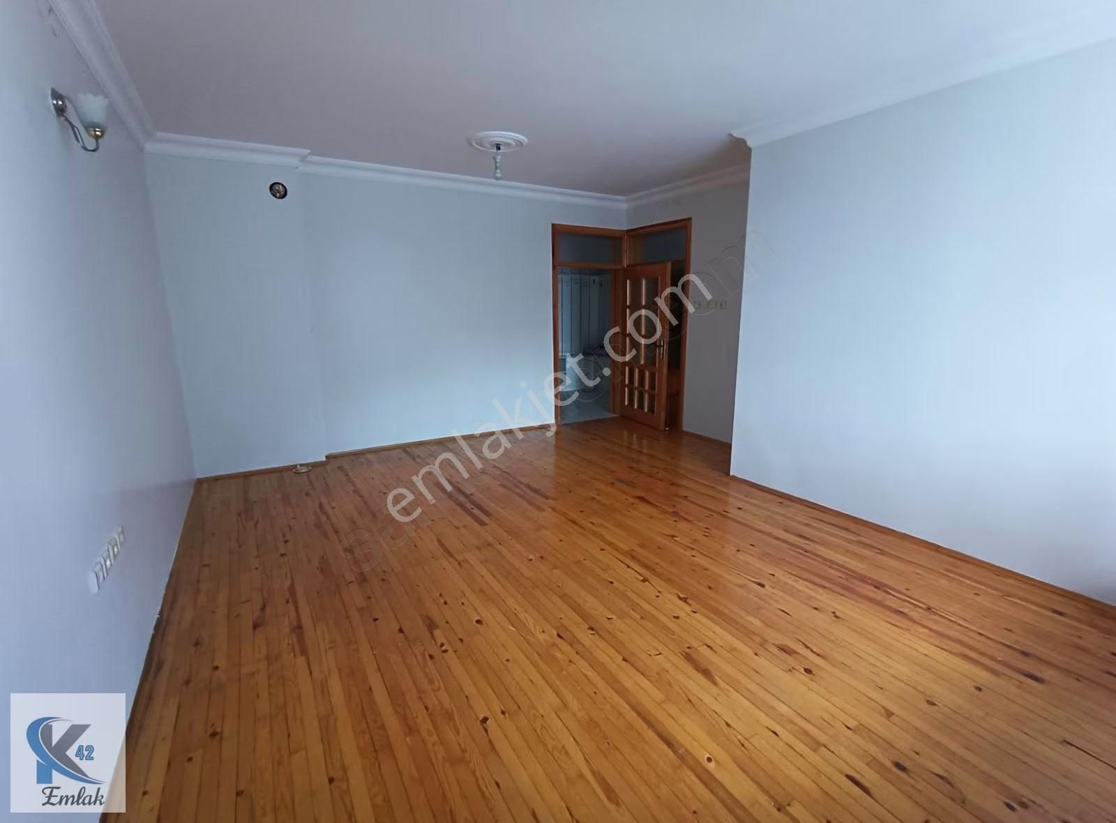 Eskı Afra Karsı Sokagı Arakat Kiralık Daire - Görsel 3