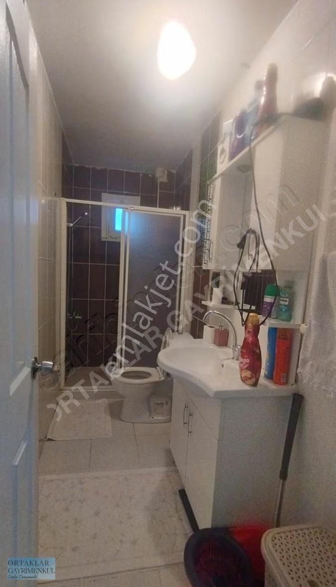 Çekmeköy Aydınlar Mahallesinde 2+1 Asansörlü Daire - Görsel 4