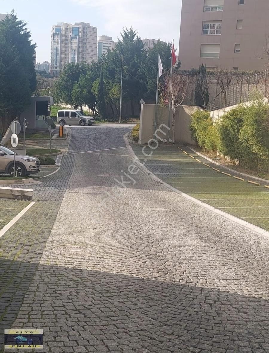 Bahçeşehir Mesanurol Zambaklıbahçede Satılık 1+1 Daire - Görsel 12