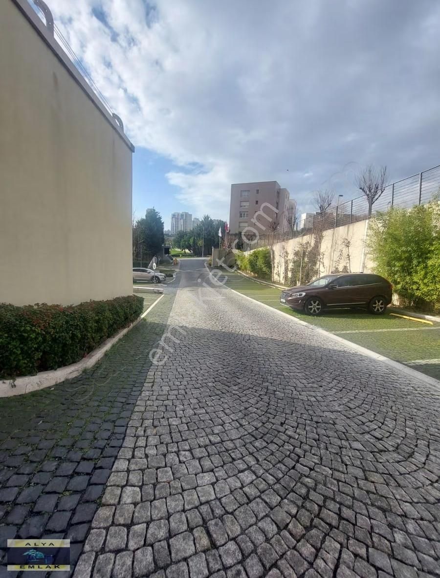 Bahçeşehir Mesanurol Zambaklıbahçede Satılık 1+1 Daire - Görsel 11