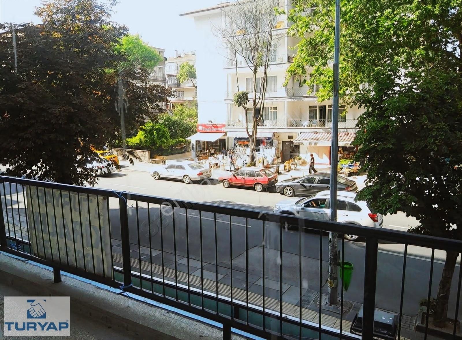 Esat Mintrak Apartmanı 2+1+ Kiler Merkezi Isınma Otopark 120m2 - Görsel 11