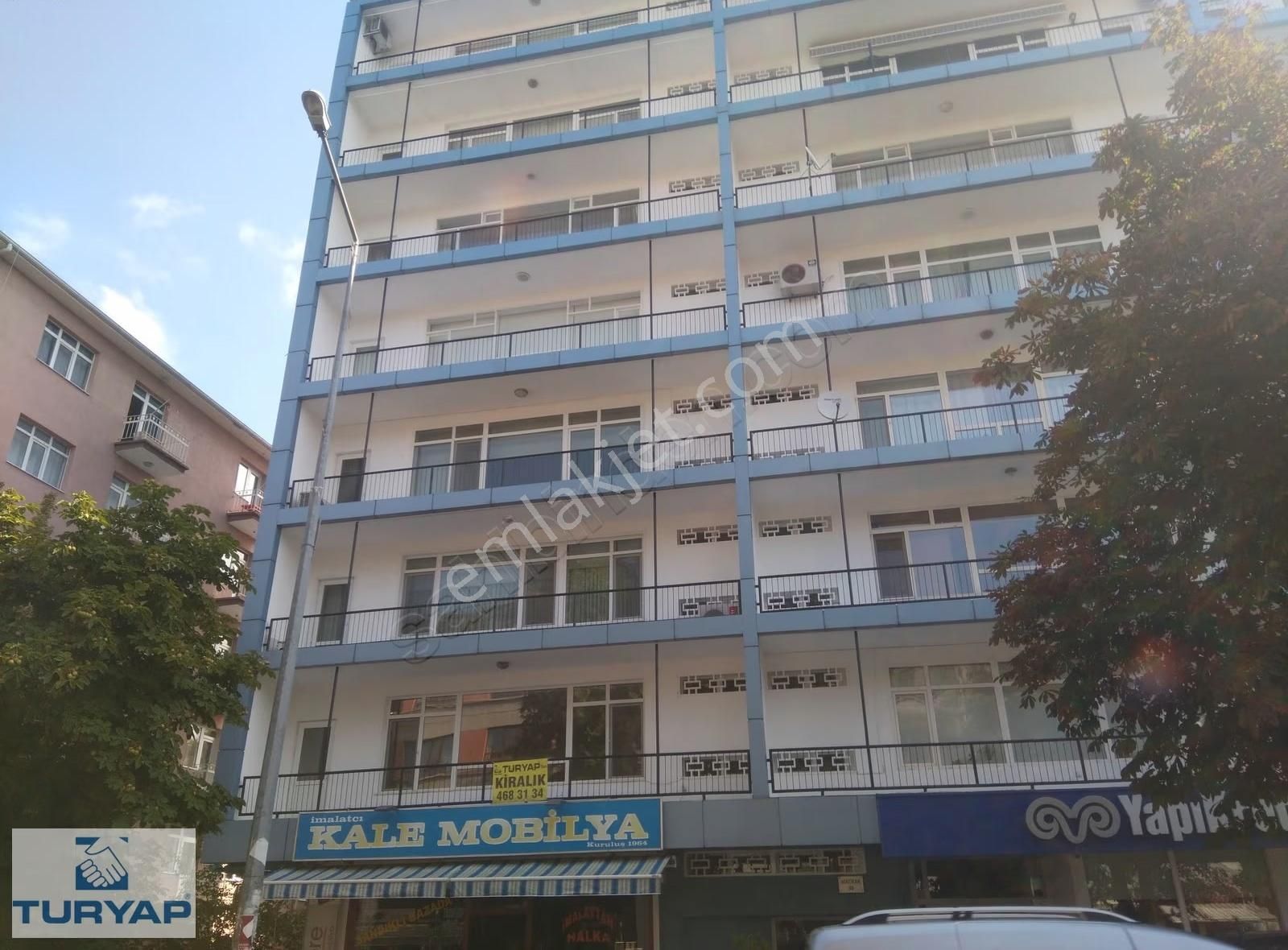 Esat Caddesi Üzerimintrak Apartmanı 2+1+ Kiler Merkezi Isınma