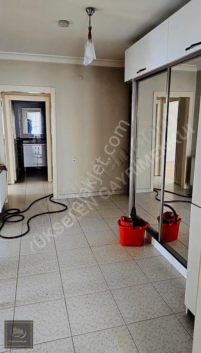 Yıldıztepe Caddeye Yakın 3+1 Ara Kat - Görsel 12