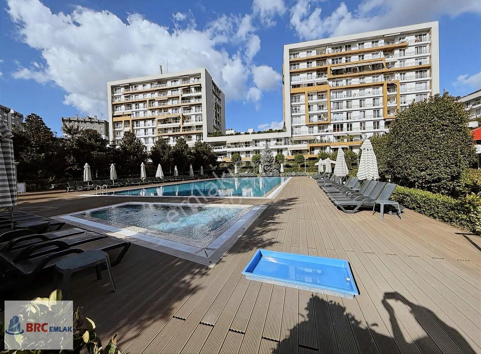 Atakent İstanbul Longe 2 Sitesinde Ara Kat Bakımlı Büyük 2+1 - Görsel 27