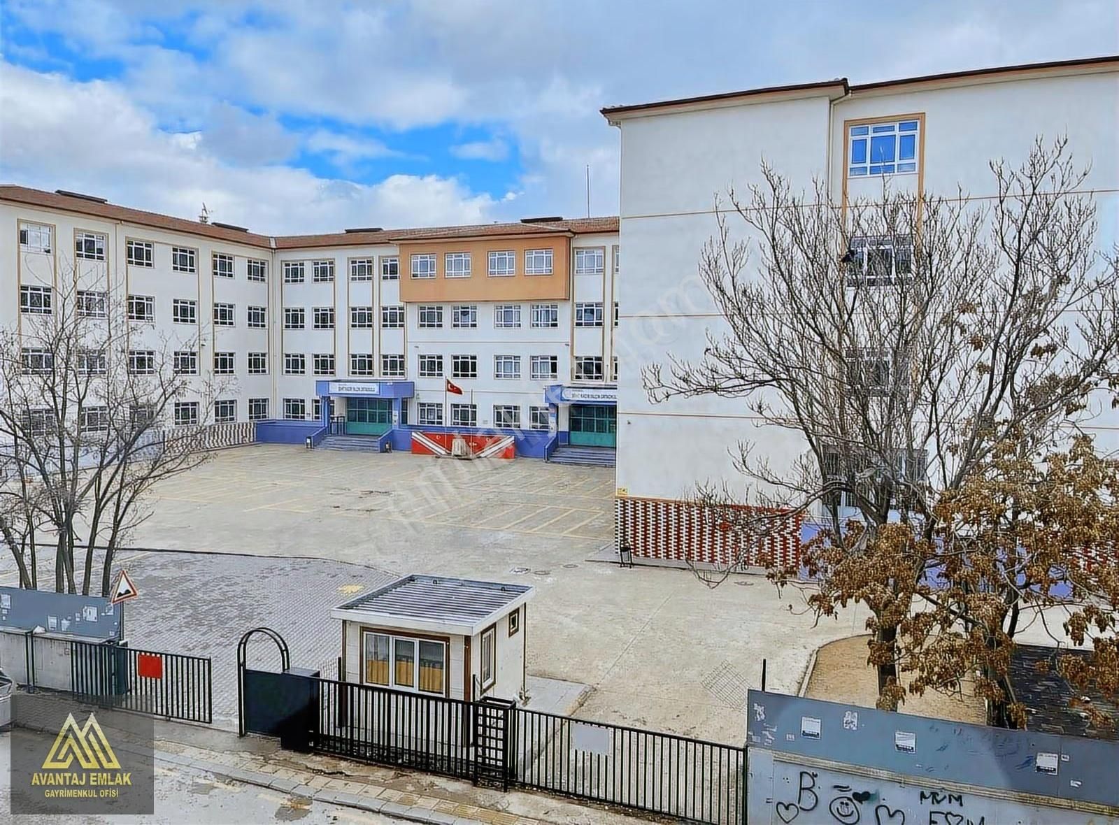 Avantaj'dan Küçük Kayaş'ta Okul,pazar Dibi Ara Kat 3+1 Daire - Görsel 26