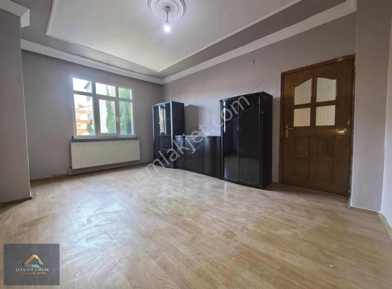 Yaşam'dan Sülüntepe'de Cadde Üzeri Ara Kat 2+1 Kiralık Daire
