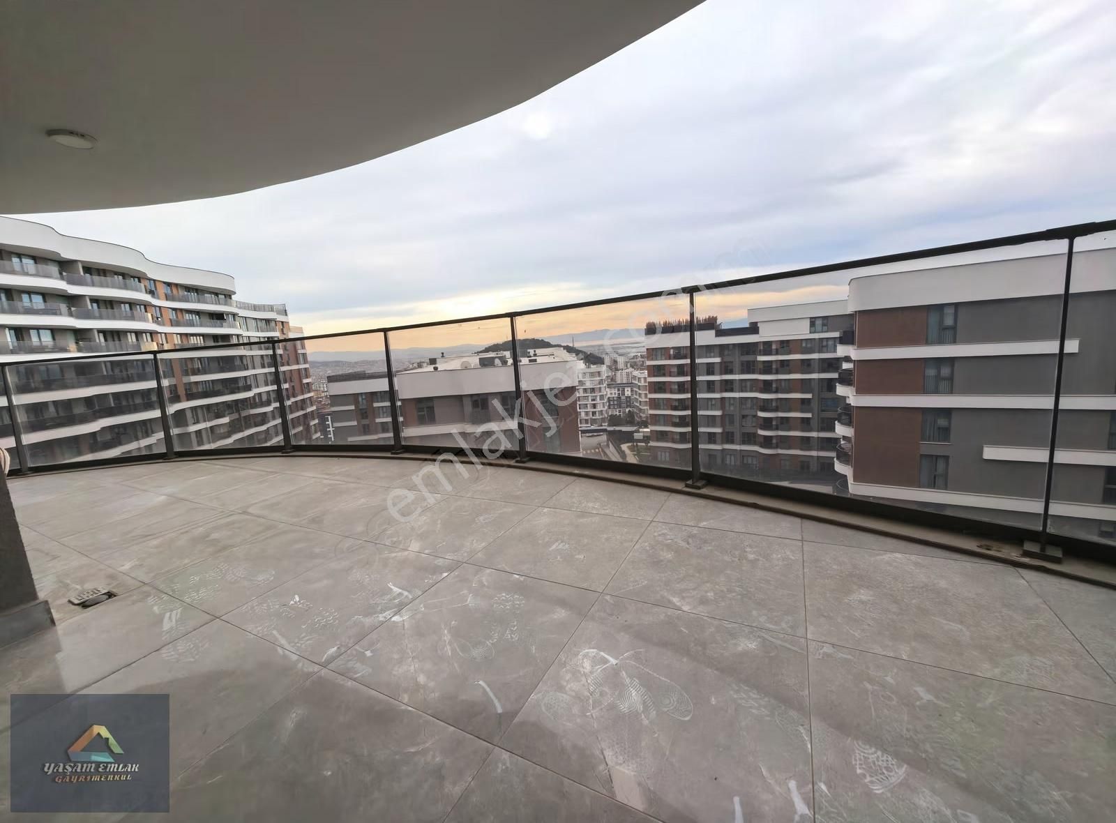 Siltaş Panorama Deniz Manzaralı 3,5+1 Geniş Balkonlu 170 M² - Görsel 14