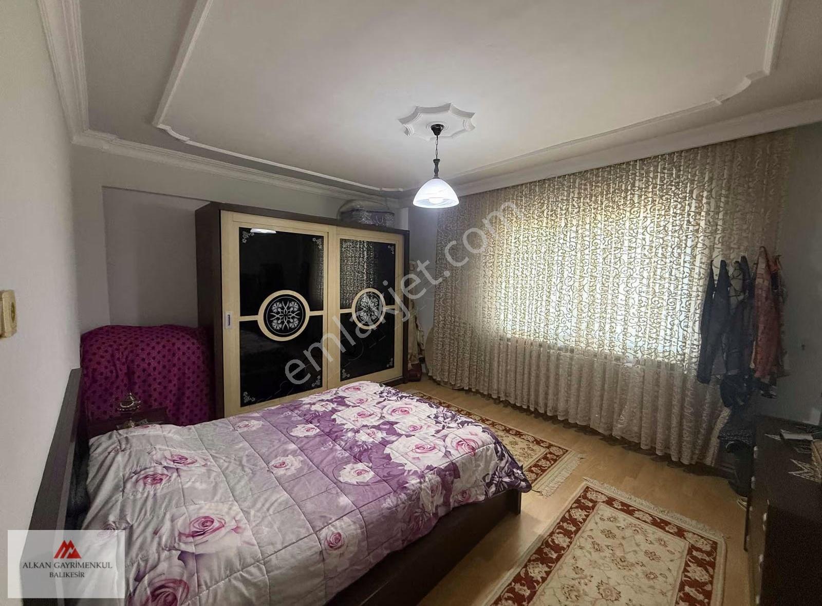 Karesi Avm Karşısında 3+1 Doğal Gaz Kombili 120 M2 Daire - Görsel 24