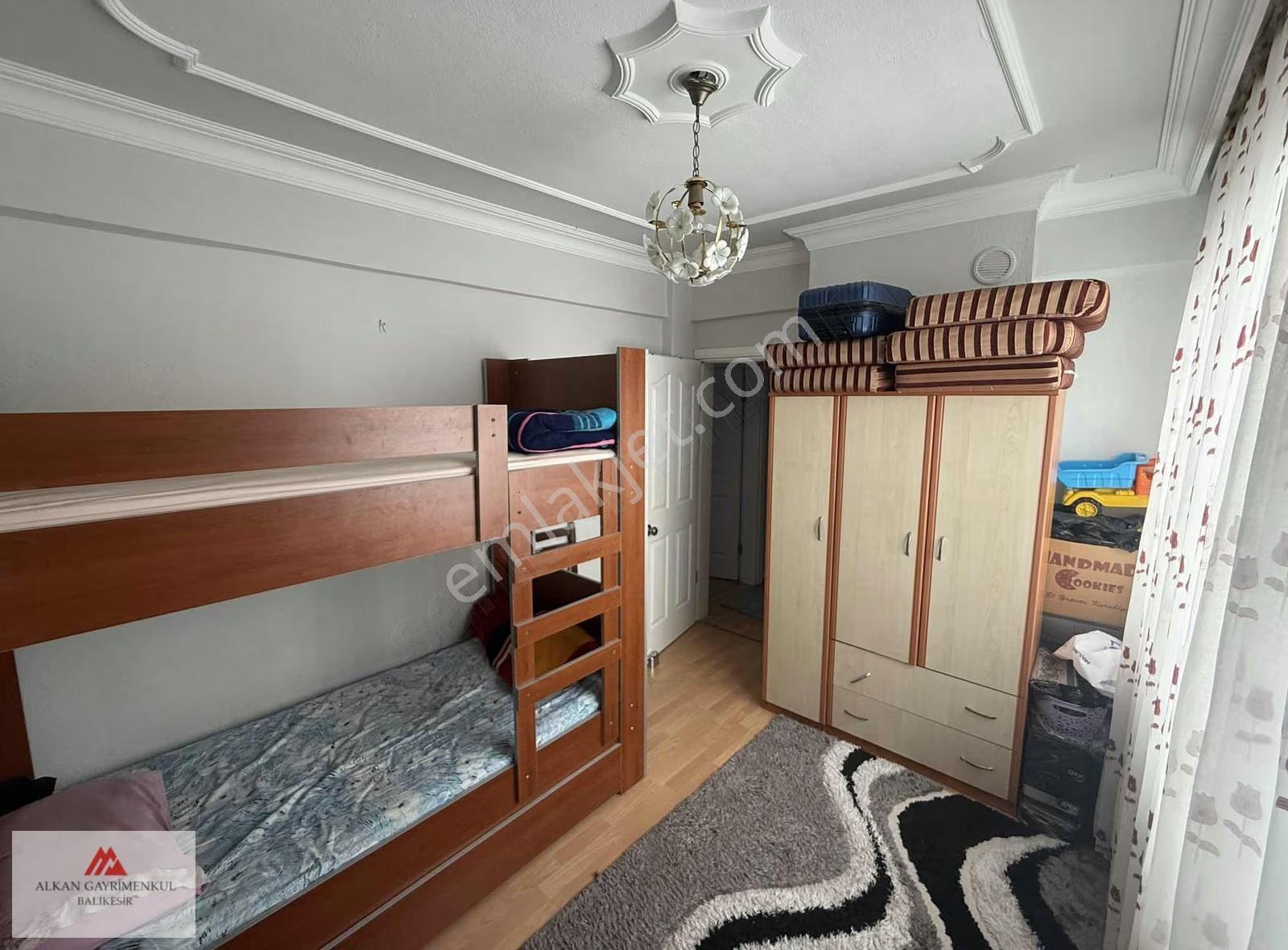Karesi Avm Karşısında 3+1 Doğal Gaz Kombili 120 M2 Daire - Görsel 7