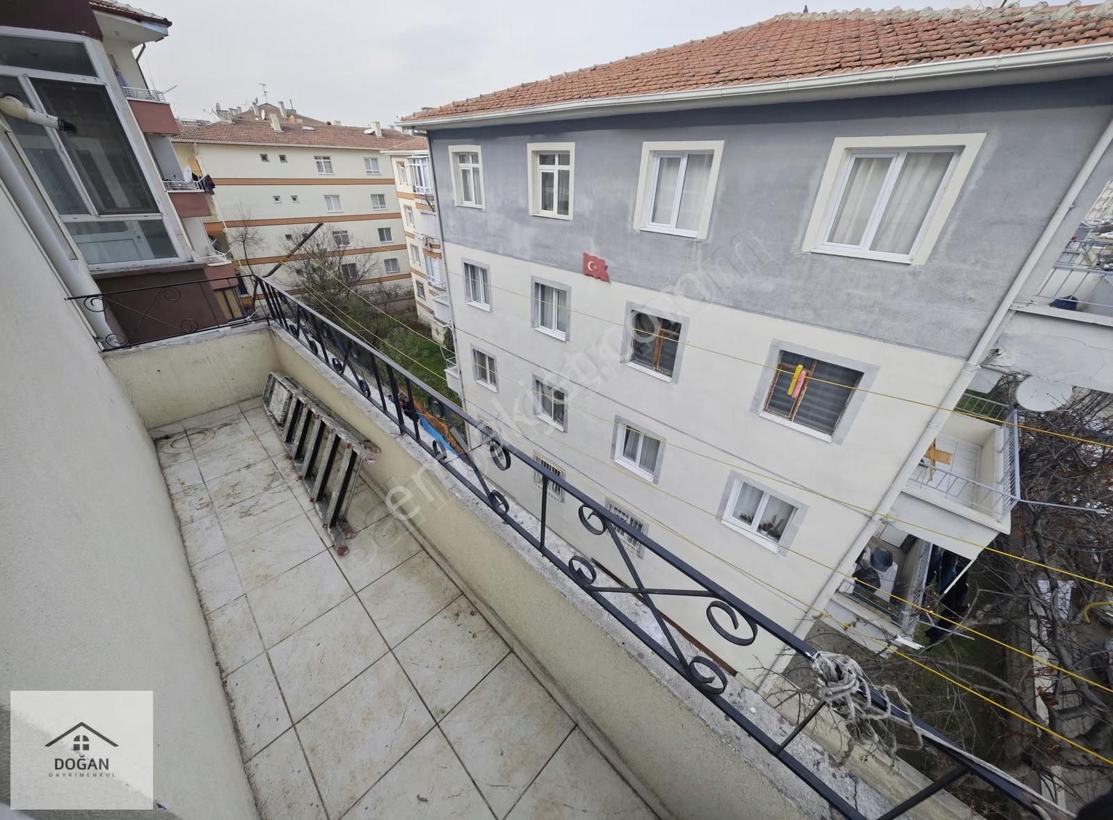 Sincan İstasyon'da 2+1 Bağımsız Ara Katta Geniş Kiralık Daire - Görsel 2